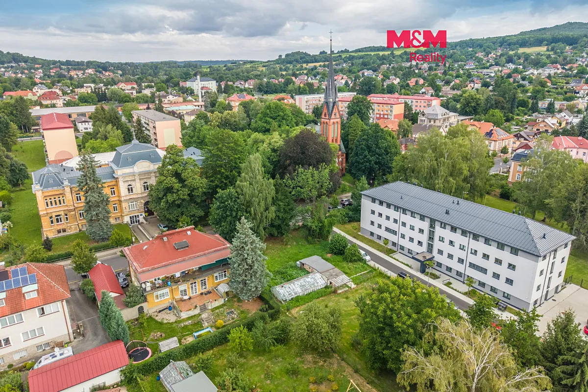 Prodej stavebního pozemku 763 m²